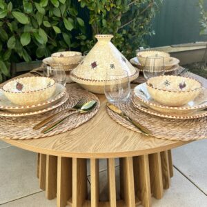 Service artisanal berbère en poterie émaillée – 1 tajine, 4 bols, 4 assiettes creuses, 4 assiettes plate